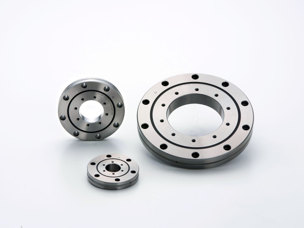 High-load face-mount crossed roller bearing High-load face-mount crossed roller bearing